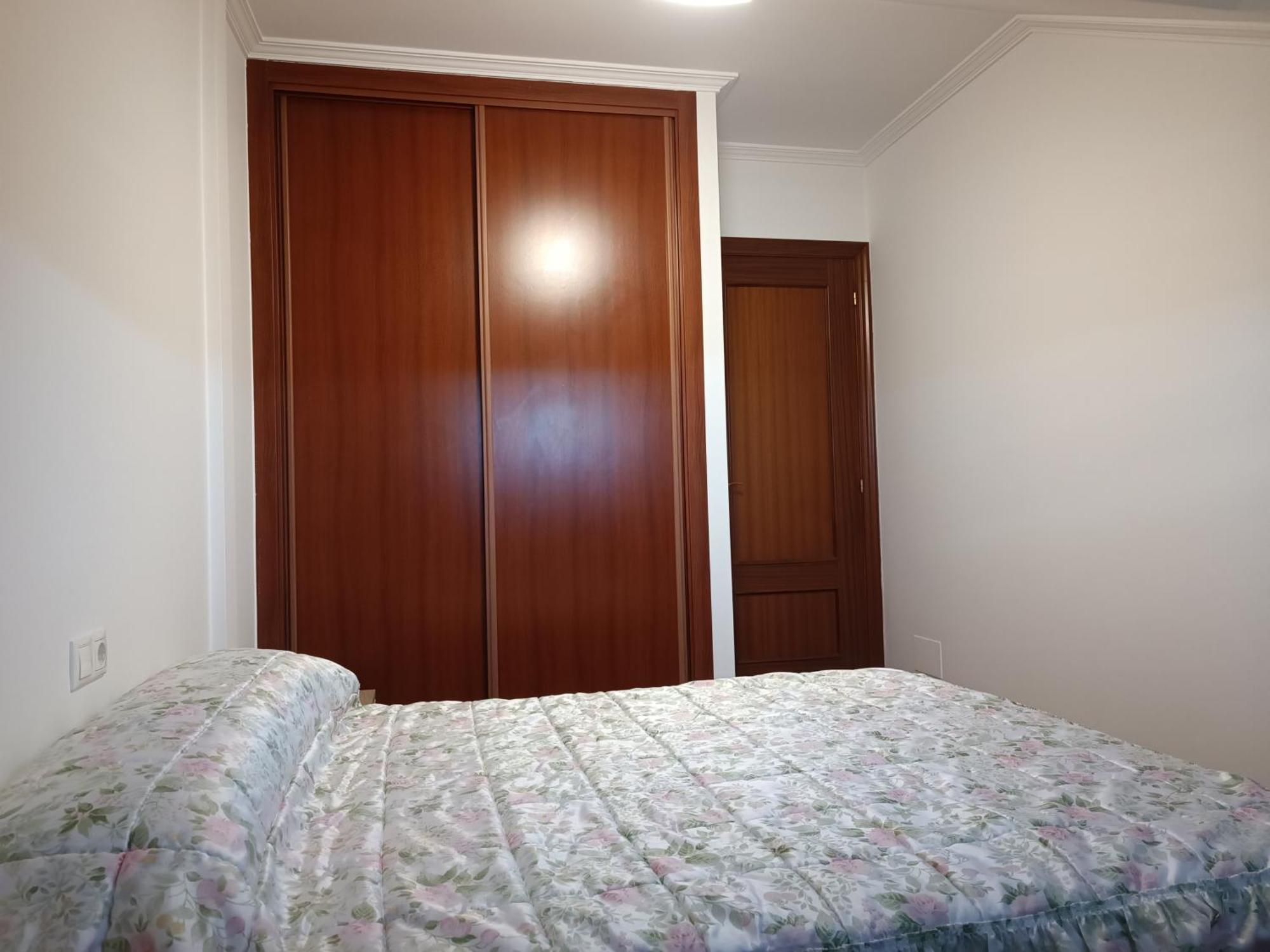 Atico Con 3 Habitaciones En 포이오 외부 사진